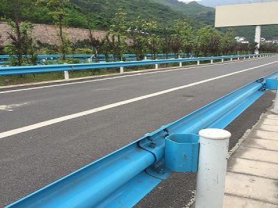 重慶道路護欄